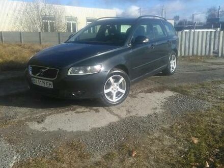 Серый Вольво В50, объемом двигателя 1.6 л и пробегом 295 тыс. км за 5800 $, фото 1 на Automoto.ua