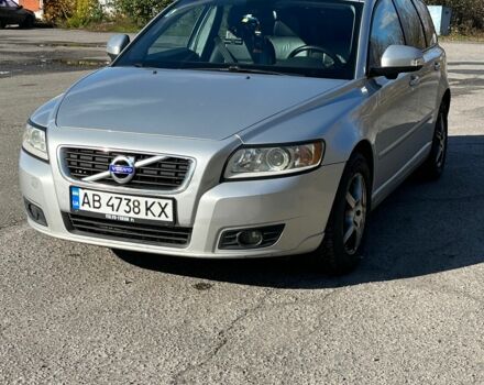 Вольво В50 2010 в Немирове на Automoto.ua Серый Вольво В50, объемом двигателя 1.6 л и пробегом 320 тыс. км за 5200 $, фото 1 на Automoto.ua