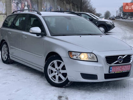 Серый Вольво В50, объемом двигателя 1.6 л и пробегом 268 тыс. км за 7100 $, фото 1 на Automoto.ua