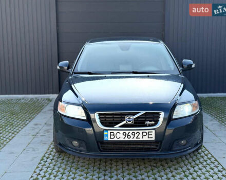 Сірий Вольво V50, об'ємом двигуна 1.6 л та пробігом 260 тис. км за 7500 $, фото 1 на Automoto.ua