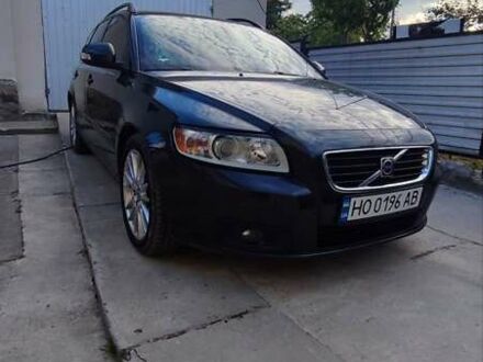 Сірий Вольво V50, об'ємом двигуна 1.6 л та пробігом 215 тис. км за 7900 $, фото 1 на Automoto.ua