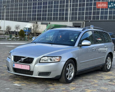 Сірий Вольво V50, об'ємом двигуна 1.6 л та пробігом 259 тис. км за 6850 $, фото 1 на Automoto.ua