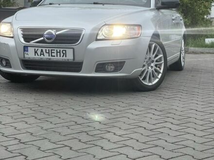 Вольво V50 2011 у Львові на Automoto.ua Сірий Вольво V50, об'ємом двигуна 1.6 л та пробігом 315 тис. км за 7700 $, фото 1 на Automoto.ua