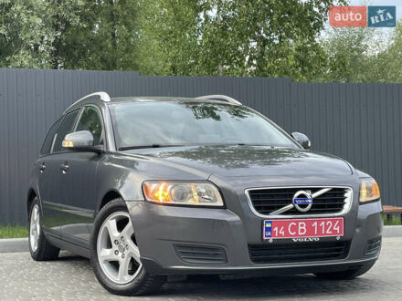 Вольво V50 2011 у Дрогобичі на Automoto.ua Сірий Вольво V50, об'ємом двигуна 1.6 л та пробігом 193 тис. км за 7750 $, фото 1 на Automoto.ua