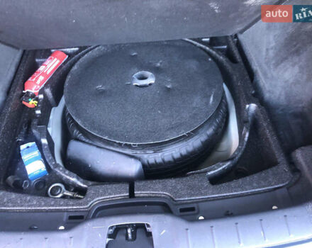 Сірий Вольво V50, об'ємом двигуна 1.6 л та пробігом 215 тис. км за 8650 $, фото 1 на Automoto.ua