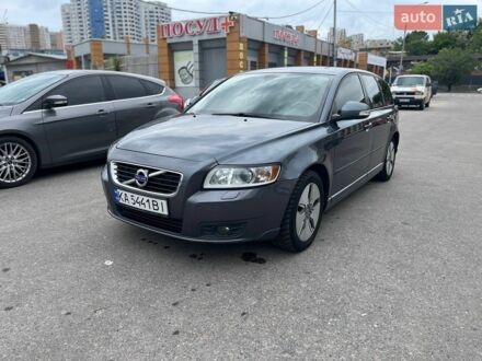 Сірий Вольво V50, об'ємом двигуна 1.6 л та пробігом 247 тис. км за 7200 $, фото 1 на Automoto.ua