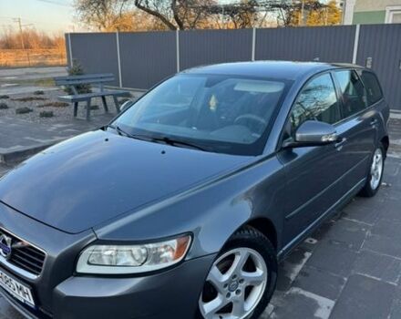 Серый Вольво В50, объемом двигателя 1.6 л и пробегом 1 тыс. км за 8200 $, фото 1 на Automoto.ua