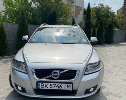 Сірий Вольво V50, об'ємом двигуна 1.56 л та пробігом 241 тис. км за 9200 $, фото 1 на Automoto.ua