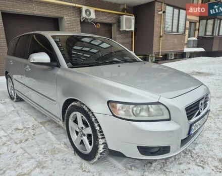 Сірий Вольво V50, об'ємом двигуна 1.6 л та пробігом 240 тис. км за 7200 $, фото 1 на Automoto.ua
