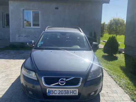 Сірий Вольво V50, об'ємом двигуна 1.6 л та пробігом 299 тис. км за 7500 $, фото 1 на Automoto.ua