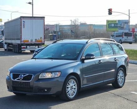 Сірий Вольво V50, об'ємом двигуна 1.6 л та пробігом 243 тис. км за 7100 $, фото 1 на Automoto.ua