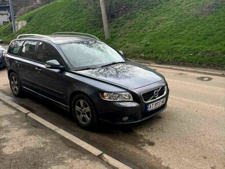 Сірий Вольво V50, об'ємом двигуна 1.6 л та пробігом 280 тис. км за 7950 $, фото 1 на Automoto.ua