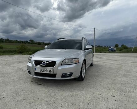 Сірий Вольво V50, об'ємом двигуна 1.6 л та пробігом 255 тис. км за 7978 $, фото 1 на Automoto.ua