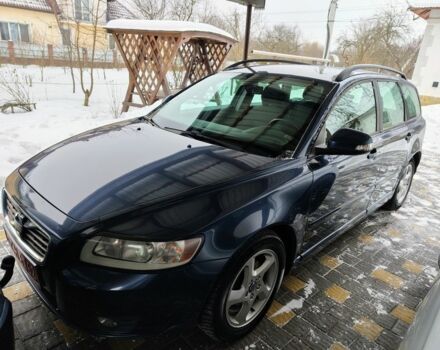 Сірий Вольво V50, об'ємом двигуна 0 л та пробігом 195 тис. км за 7499 $, фото 1 на Automoto.ua