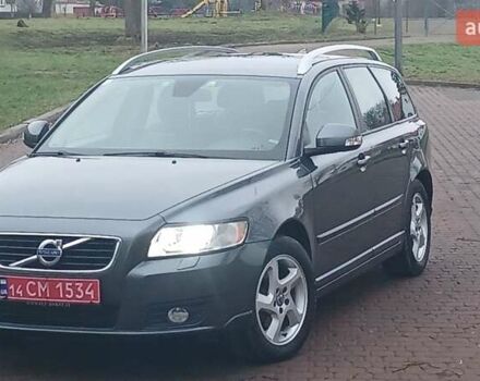 Сірий Вольво V50, об'ємом двигуна 1.6 л та пробігом 225 тис. км за 8999 $, фото 1 на Automoto.ua
