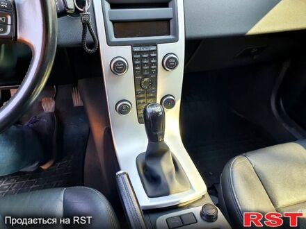 Сірий Вольво V50, об'ємом двигуна 1.6 л та пробігом 294 тис. км за 7500 $, фото 1 на Automoto.ua