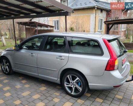 Сірий Вольво V50, об'ємом двигуна 1.6 л та пробігом 213 тис. км за 7999 $, фото 1 на Automoto.ua