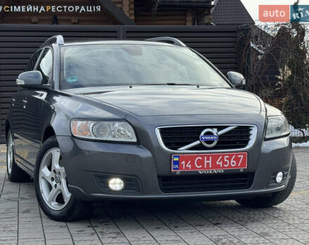 Сірий Вольво V50, об'ємом двигуна 1.6 л та пробігом 218 тис. км за 8899 $, фото 1 на Automoto.ua