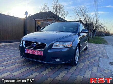 Вольво V50 2012 у Нежине на Automoto.ua Сірий Вольво V50, об'ємом двигуна 1.6 л та пробігом 194 тис. км за 9100 $, фото 1 на Automoto.ua