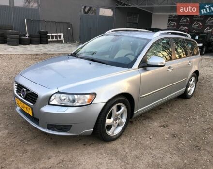 Сірий Вольво V50, об'ємом двигуна 1.6 л та пробігом 189 тис. км за 7600 $, фото 1 на Automoto.ua