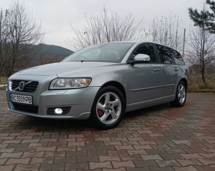 Сірий Вольво V50, об'ємом двигуна 1.6 л та пробігом 275 тис. км за 7800 $, фото 1 на Automoto.ua