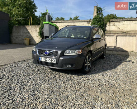 Сірий Вольво V50, об'ємом двигуна 1.56 л та пробігом 220 тис. км за 8100 $, фото 1 на Automoto.ua