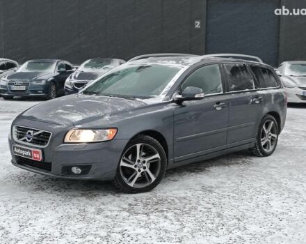 Сірий Вольво V50, об'ємом двигуна 1.6 л та пробігом 259 тис. км за 8190 $, фото 1 на Automoto.ua