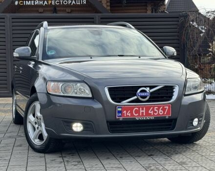 Сірий Вольво V50, об'ємом двигуна 1.6 л та пробігом 218 тис. км за 8799 $, фото 1 на Automoto.ua