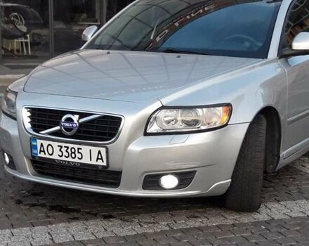 Сірий Вольво V50, об'ємом двигуна 1.56 л та пробігом 397 тис. км за 6200 $, фото 1 на Automoto.ua