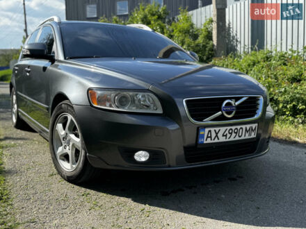 Сірий Вольво V50, об'ємом двигуна 1.6 л та пробігом 262 тис. км за 8900 $, фото 1 на Automoto.ua