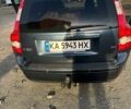 Синий Вольво В50, объемом двигателя 2.44 л и пробегом 320 тыс. км за 5500 $, фото 4 на Automoto.ua