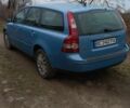 Синий Вольво В50, объемом двигателя 2 л и пробегом 289 тыс. км за 5100 $, фото 6 на Automoto.ua