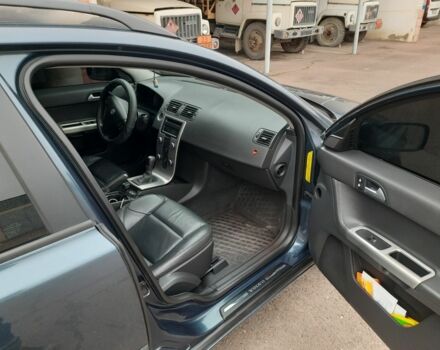 Синій Вольво V50, об'ємом двигуна 2 л та пробігом 380 тис. км за 6600 $, фото 9 на Automoto.ua