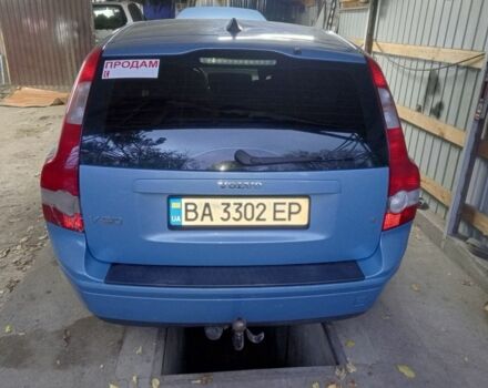 Синий Вольво В50, объемом двигателя 1.8 л и пробегом 307 тыс. км за 6300 $, фото 3 на Automoto.ua