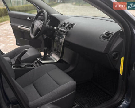 Синий Вольво В50, объемом двигателя 1.6 л и пробегом 312 тыс. км за 4800 $, фото 25 на Automoto.ua