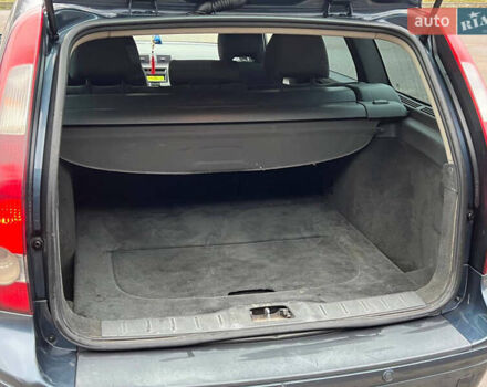 Синий Вольво В50, объемом двигателя 2 л и пробегом 250 тыс. км за 5900 $, фото 32 на Automoto.ua