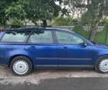 Синий Вольво В50, объемом двигателя 2 л и пробегом 300 тыс. км за 4000 $, фото 1 на Automoto.ua