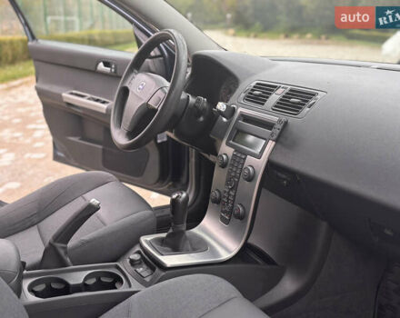 Синий Вольво В50, объемом двигателя 1.6 л и пробегом 312 тыс. км за 4800 $, фото 18 на Automoto.ua