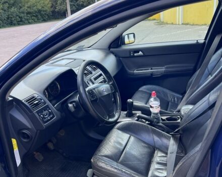 Синий Вольво В50, объемом двигателя 2 л и пробегом 250 тыс. км за 3000 $, фото 6 на Automoto.ua