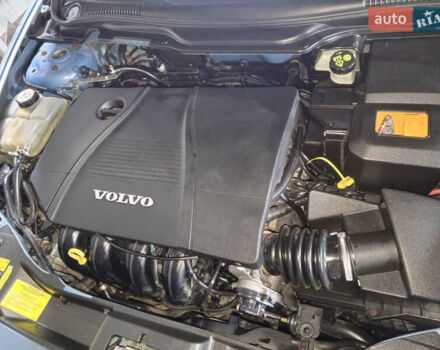 Синий Вольво В50, объемом двигателя 1.8 л и пробегом 307 тыс. км за 6300 $, фото 6 на Automoto.ua