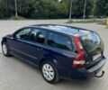 Синий Вольво В50, объемом двигателя 2 л и пробегом 300 тыс. км за 3550 $, фото 2 на Automoto.ua