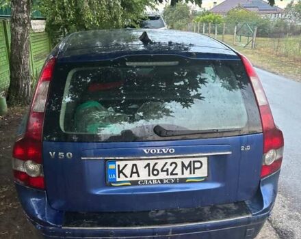 Синий Вольво В50, объемом двигателя 2 л и пробегом 300 тыс. км за 4000 $, фото 1 на Automoto.ua
