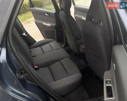 Синий Вольво В50, объемом двигателя 1.6 л и пробегом 300 тыс. км за 4550 $, фото 16 на Automoto.ua