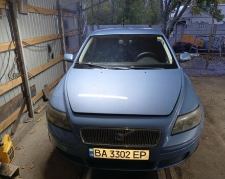 Синий Вольво В50, объемом двигателя 1.8 л и пробегом 307 тыс. км за 6300 $, фото 1 на Automoto.ua