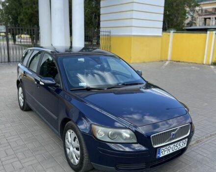 Синий Вольво В50, объемом двигателя 2 л и пробегом 300 тыс. км за 3550 $, фото 4 на Automoto.ua