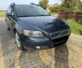 Синий Вольво В50, объемом двигателя 2 л и пробегом 285 тыс. км за 5300 $, фото 1 на Automoto.ua