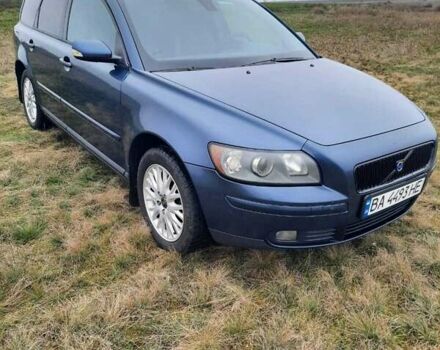 Синий Вольво В50, объемом двигателя 2 л и пробегом 308 тыс. км за 5800 $, фото 1 на Automoto.ua