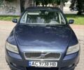 Синій Вольво V50, об'ємом двигуна 2 л та пробігом 326 тис. км за 4750 $, фото 1 на Automoto.ua