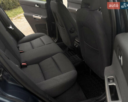 Синий Вольво В50, объемом двигателя 1.6 л и пробегом 300 тыс. км за 4550 $, фото 26 на Automoto.ua