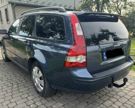 Синий Вольво В50, объемом двигателя 2 л и пробегом 285 тыс. км за 5300 $, фото 3 на Automoto.ua